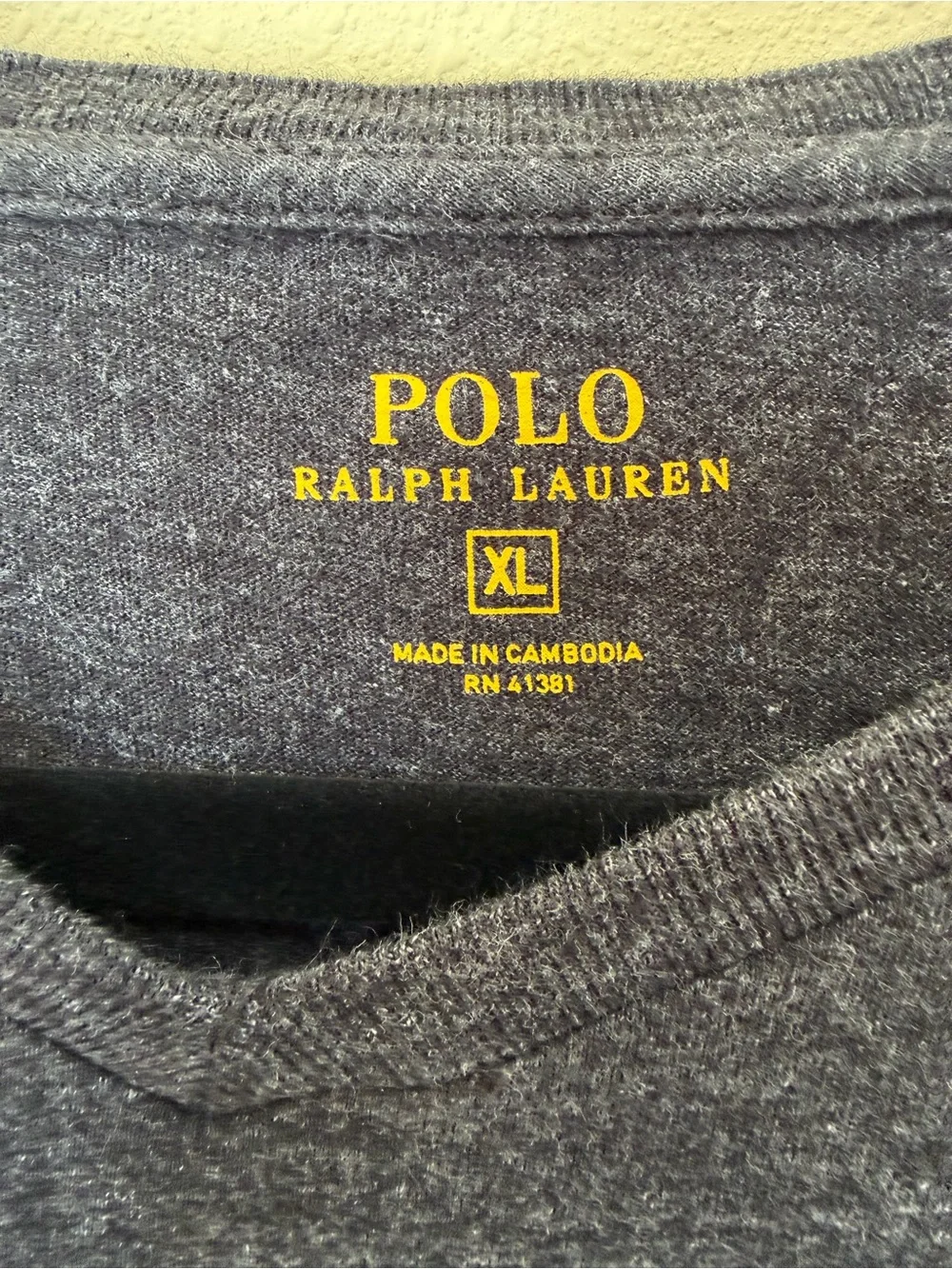 Polo by Ralph Lauren V-Neck Short Sleeve Shirt in Heather Gray GUC
